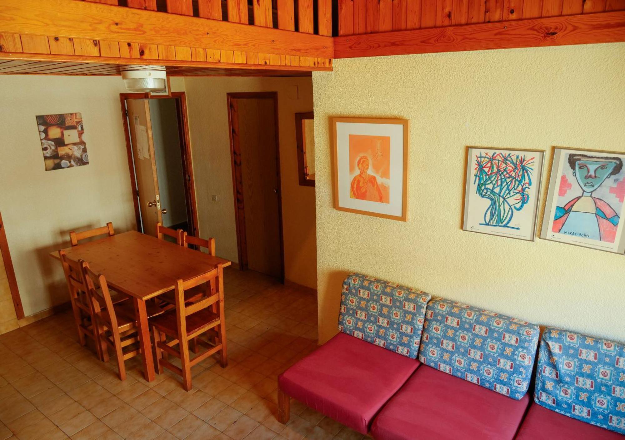 Kione Lake Placid Pas De La Casa Phòng bức ảnh